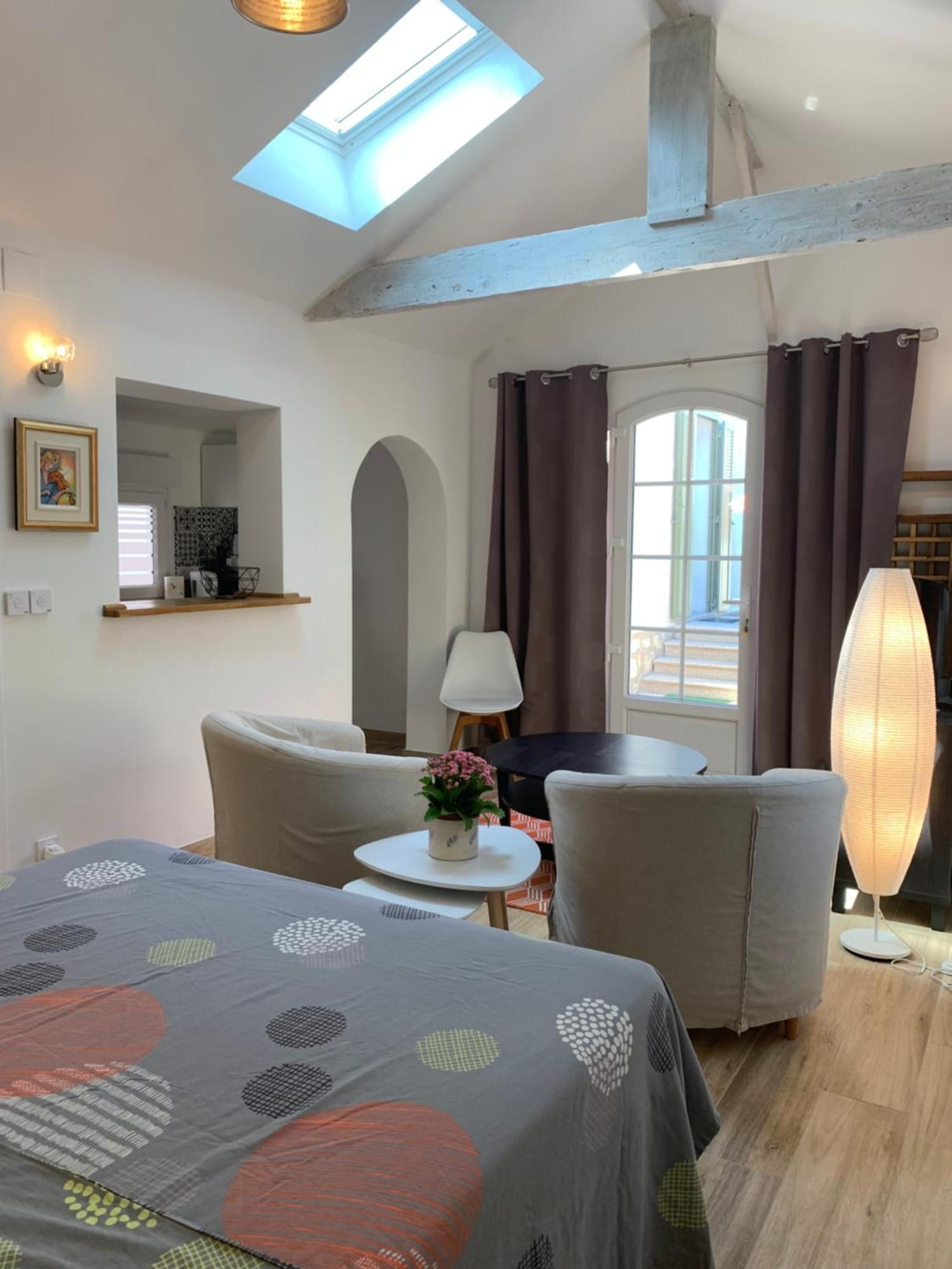 Studio Independant, Front De Mer Et Plage A 200M Antibes Ngoại thất bức ảnh
