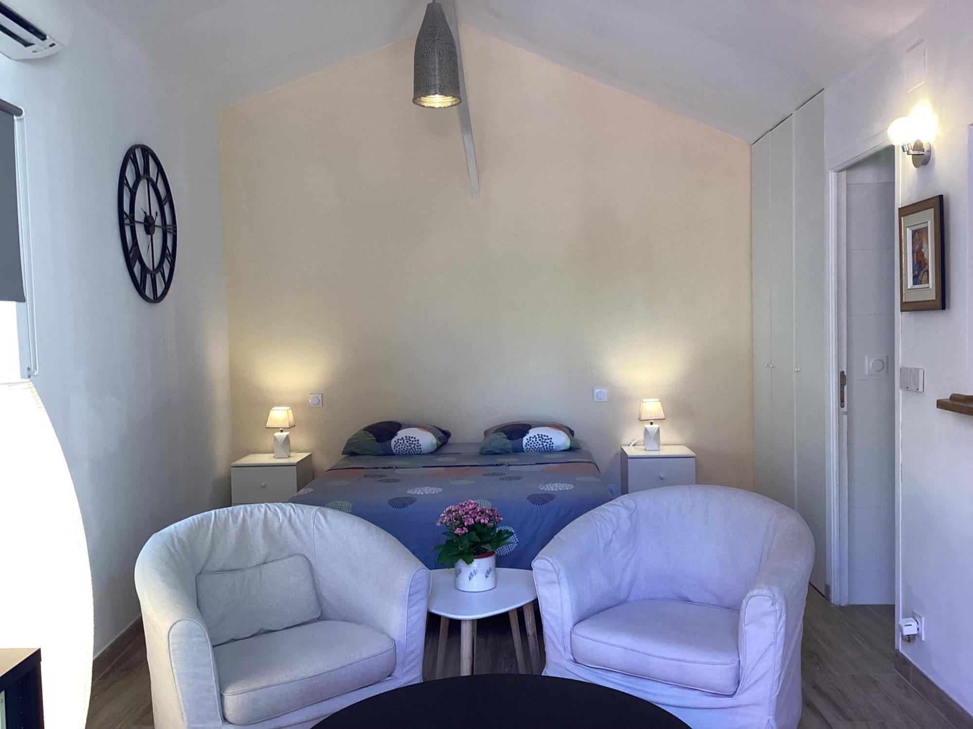 Studio Independant, Front De Mer Et Plage A 200M Antibes Ngoại thất bức ảnh