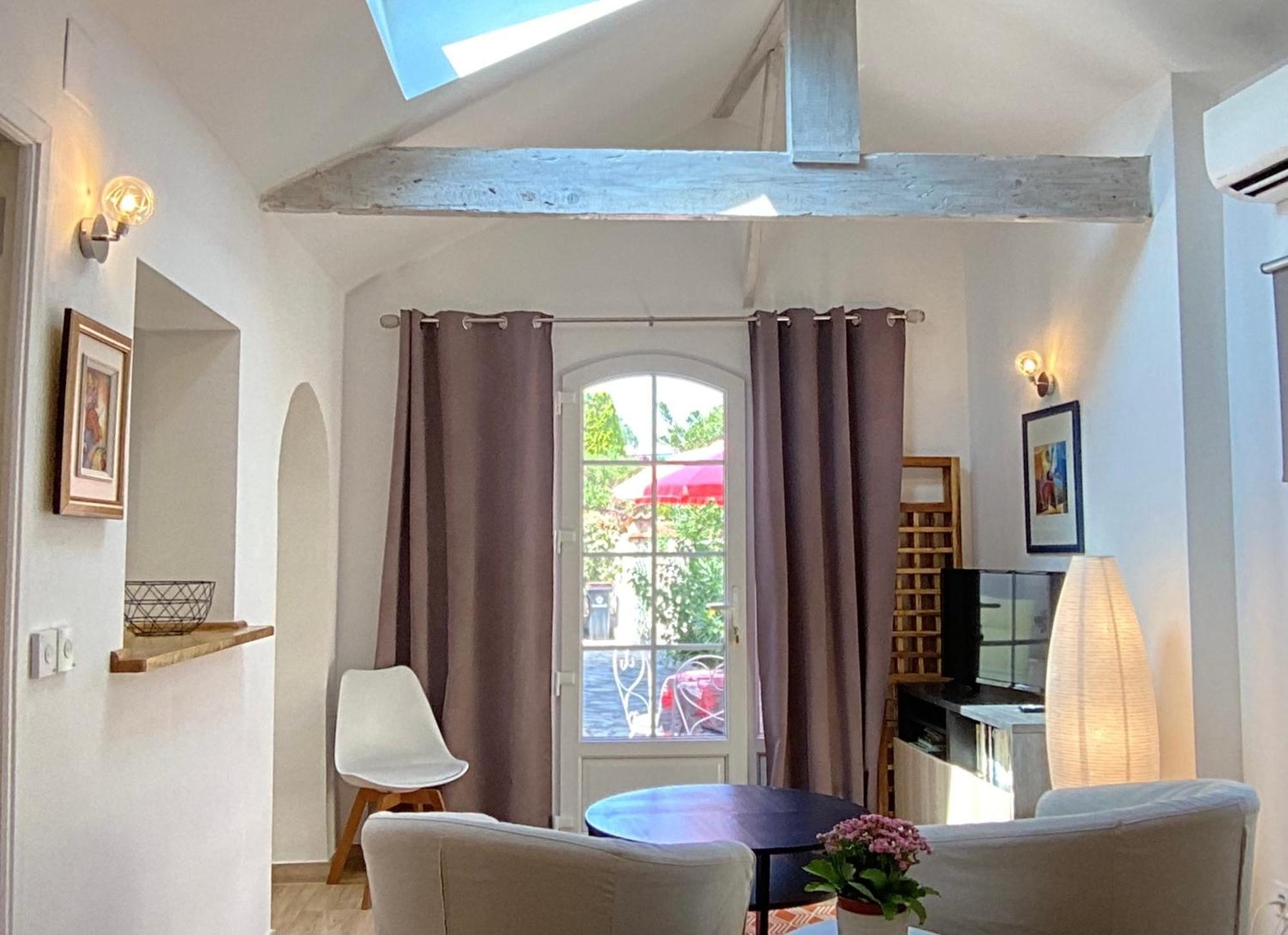 Studio Independant, Front De Mer Et Plage A 200M Antibes Ngoại thất bức ảnh