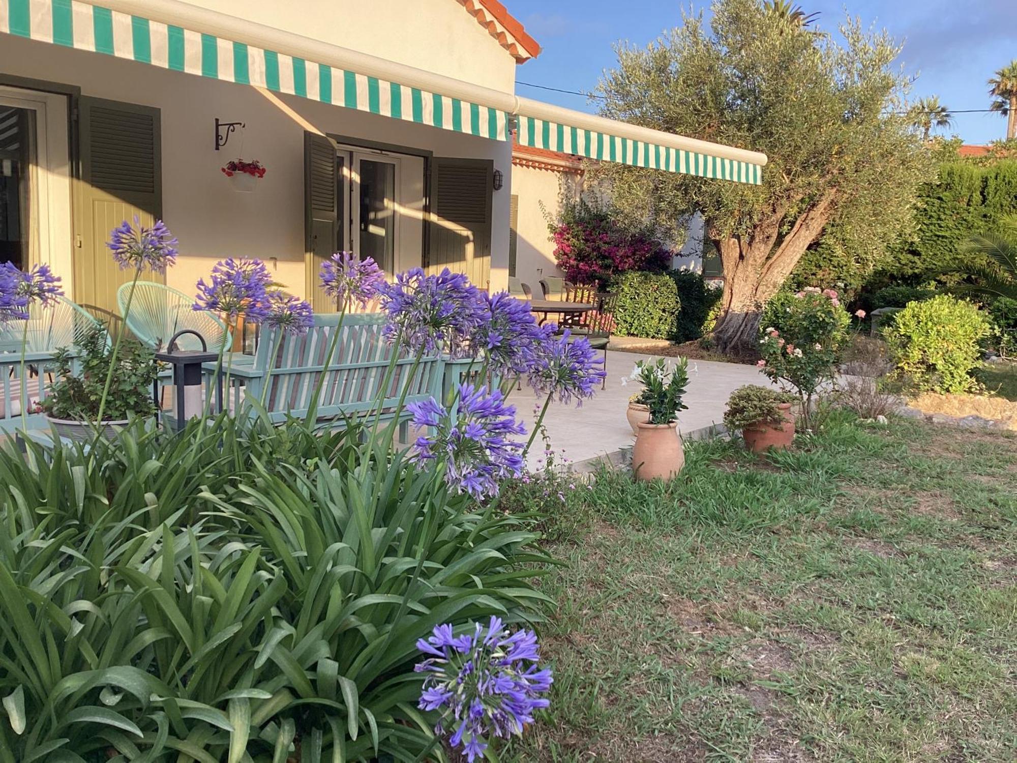 Studio Independant, Front De Mer Et Plage A 200M Antibes Ngoại thất bức ảnh